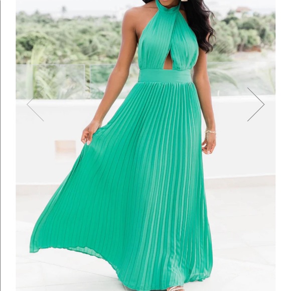 Pink Lily Dresses & Skirts - Pleated Halter Maxi